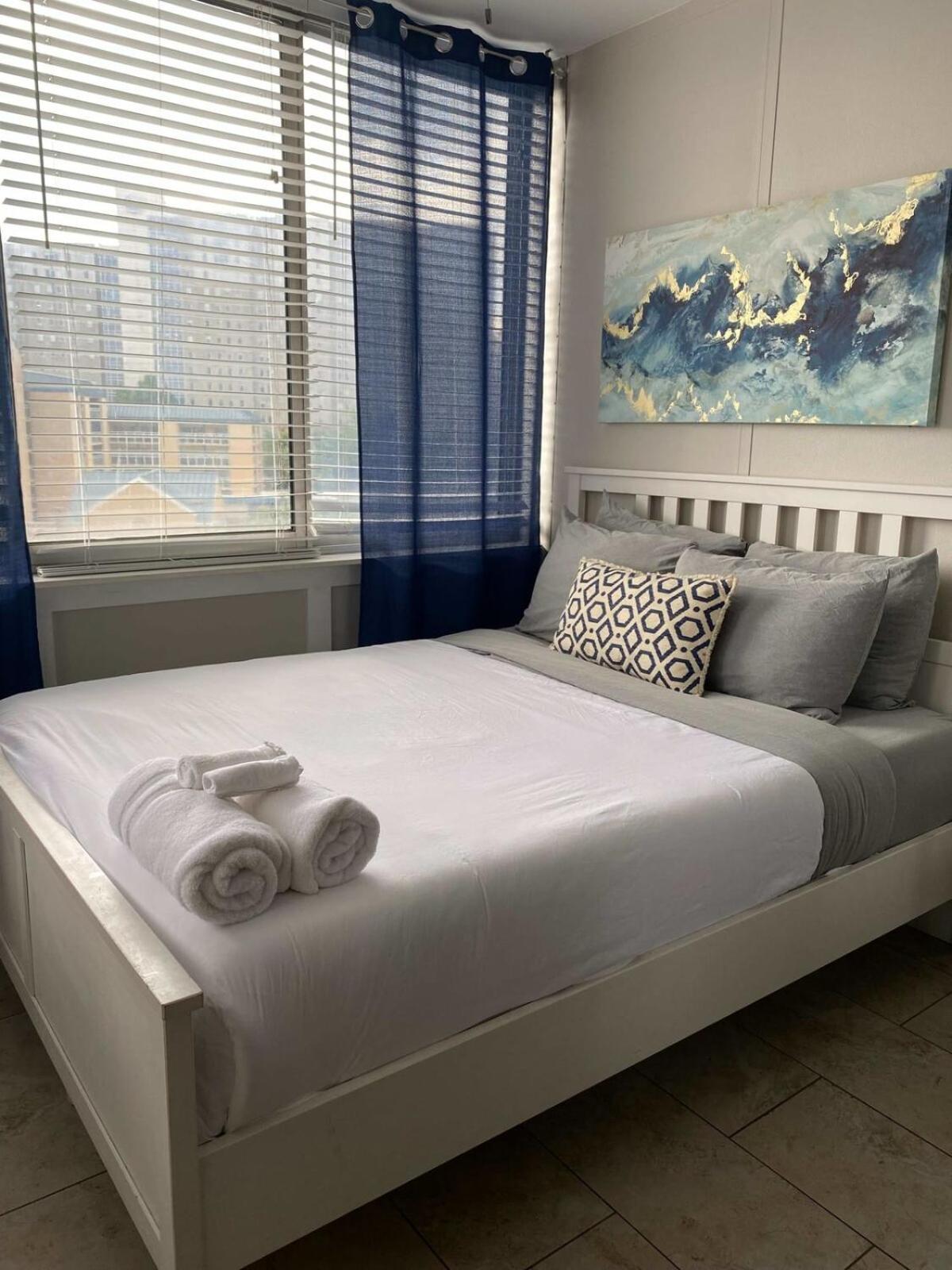 Downtown Onsite Parking King! 3br Lm 06 Units * Atlanta