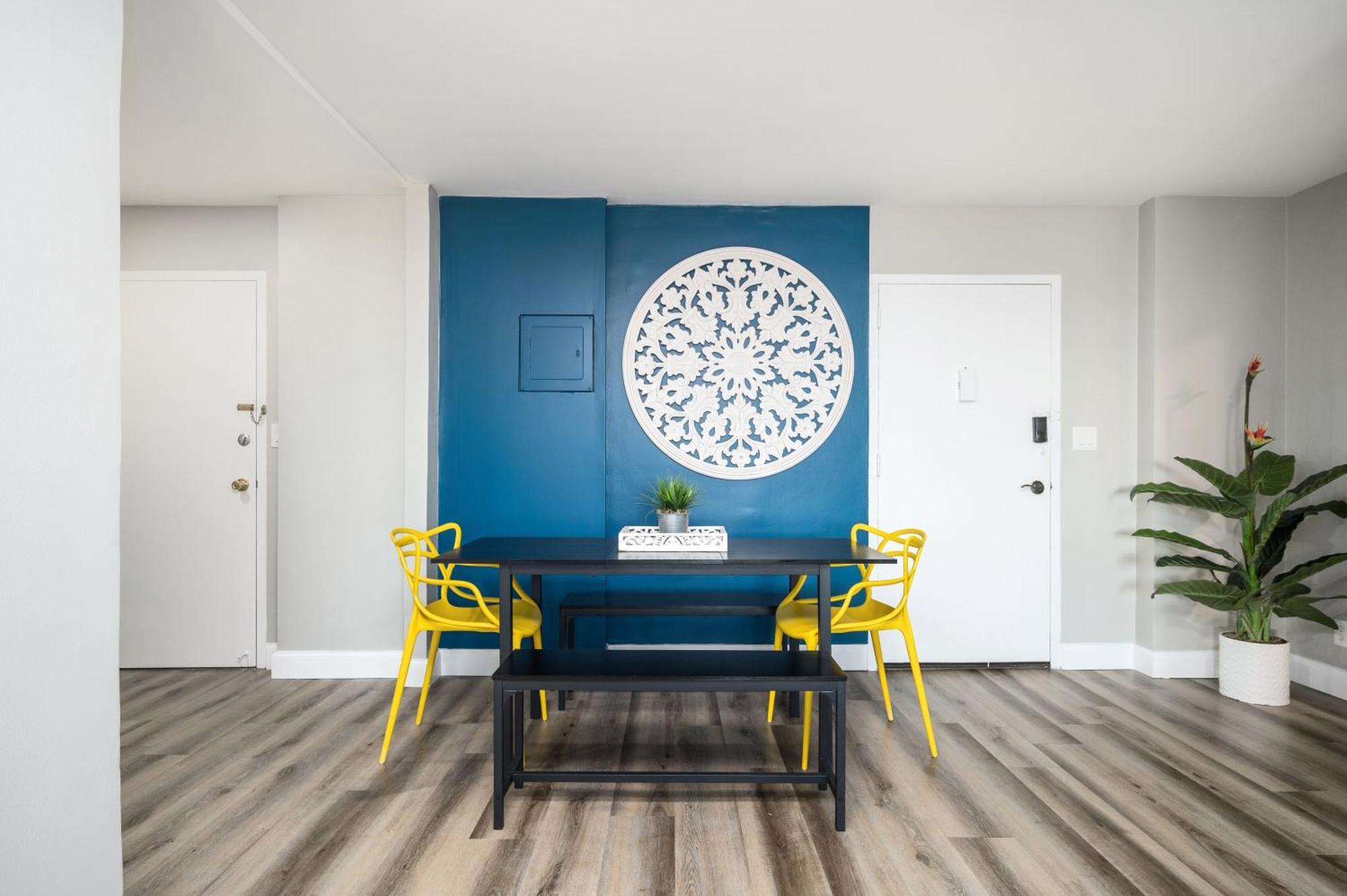Downtown Onsite Parking King! 3br Lm 06 Units Holiday home *